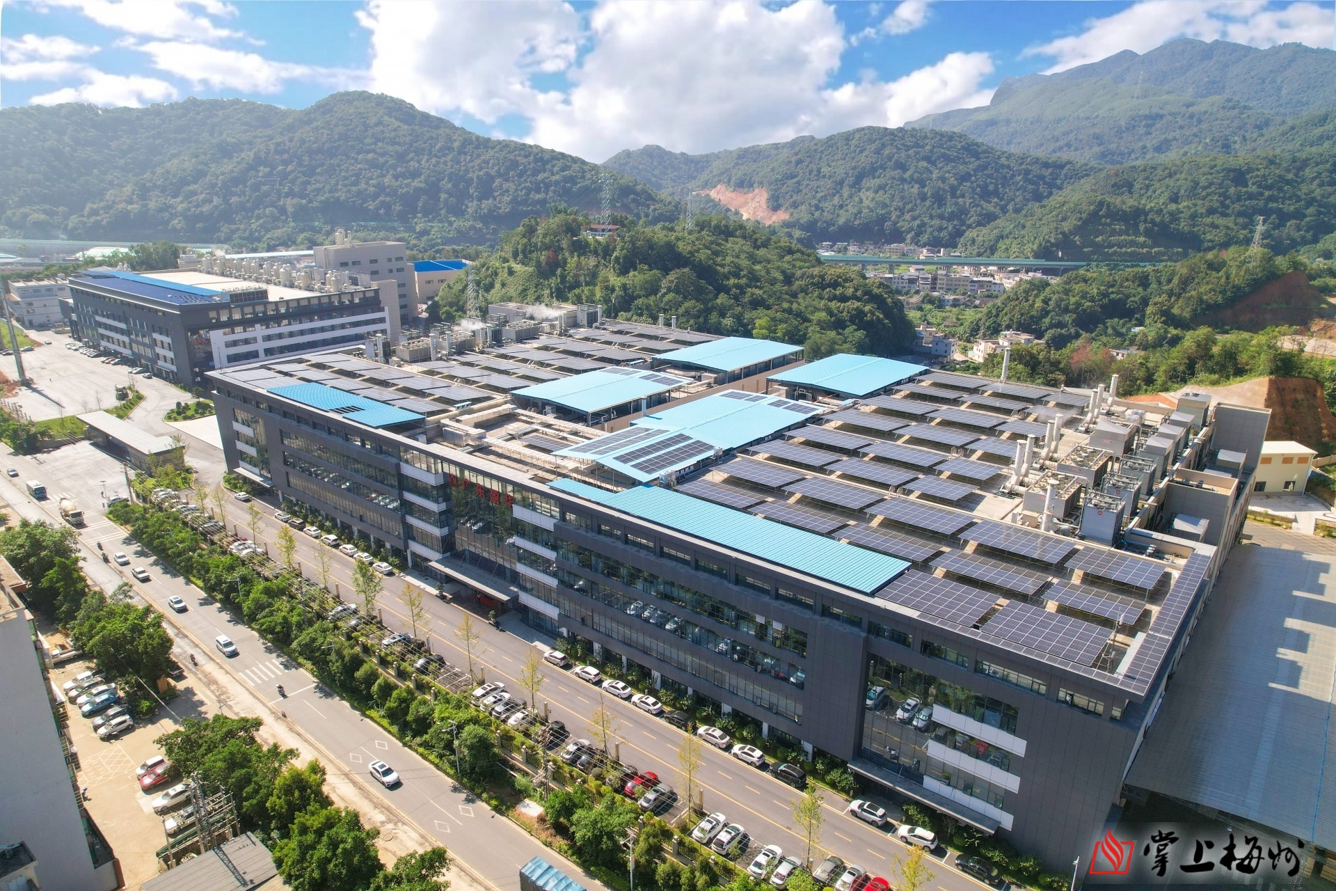 深耕铜箔创佳绩 向“新”而行促蝶变——记全国工业和信息化系统先进集体广东幻影电子体育_幻影（中国）电子科技有限公司